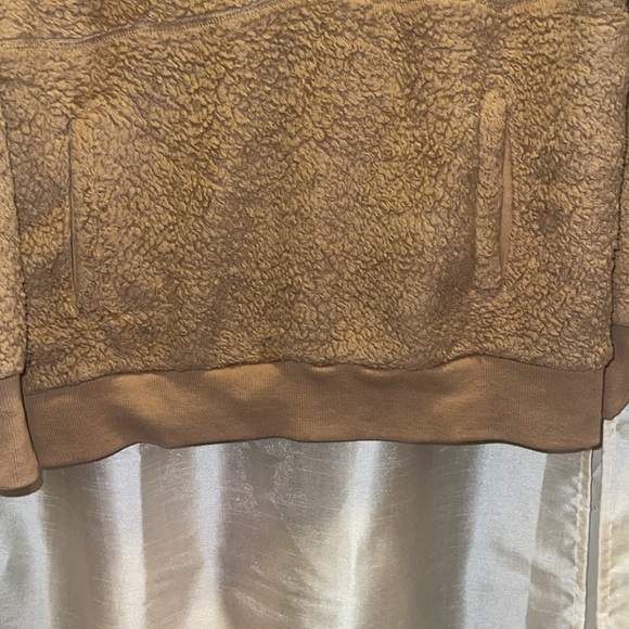 Pullover - Picture 4 of 4